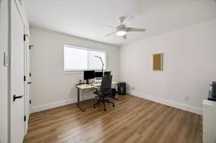 6314 Riverview Way, Houston, TX 77057 - Photo 8