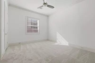 539 Wisteria Street, Bellaire, TX 77401 - Photo 32
