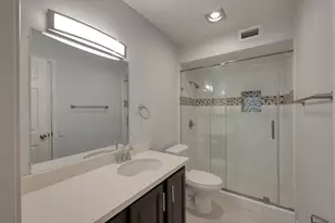 1860 White Oak Dr, Houston, TX 77009 - Photo 26