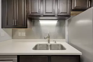 1860 White Oak Dr, Houston, TX 77009 - Photo 14