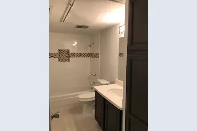 1860 White Oak Drive #207, Houston, TX 77009 - Photo 24