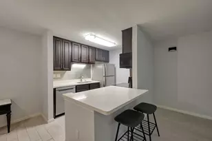 1860 White Oak Dr, Houston, TX 77009 - Photo 10