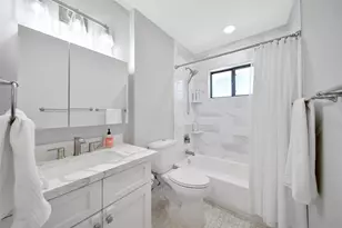 4402 Fallbrook Dr, Houston, TX 77018 - Photo 24