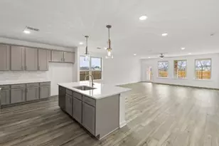 4542 Blue Mountain Laurel St, Pinehurst, TX 77362 - Photo 4