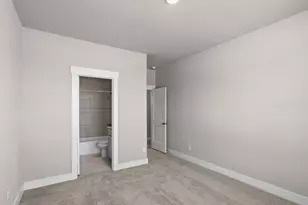 4542 Blue Mountain Laurel St, Pinehurst, TX 77362 - Photo 10