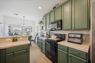 5127 Misty Ln, Bacliff, TX 77518 - Photo 10