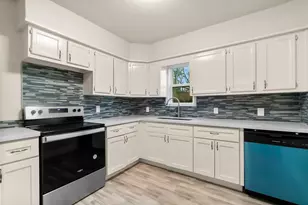 4622 Firnat St, Houston, TX 77016 - Photo 10