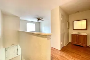 2100 Wilcrest Dr, Houston, TX 77042 - Photo 10