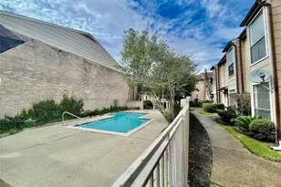 2100 Wilcrest Dr, Houston, TX 77042 - Photo 16