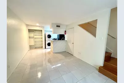 2100 Wilcrest Drive #123, Houston, TX 77042 - Photo 4