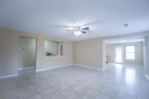 9611 Prairie Dog Run, Sugar Land, TX 77498 - Photo 2