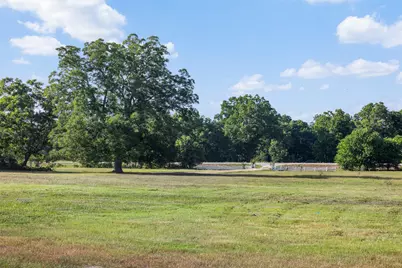 2231 E US Highway 90, Schulenburg, TX 78956 - Photo 8