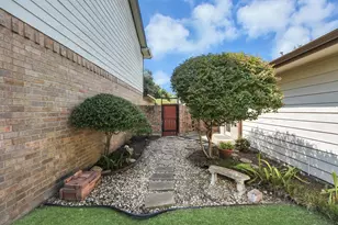 1523 Ainsdale Dr, Houston, TX 77077 - Photo 28