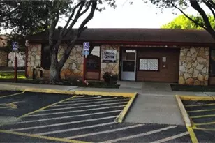 3100 Ave Q, Hondo, TX 78861 - Photo 2