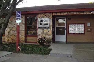 3100 Ave Q, Hondo, TX 78861 - Photo 4