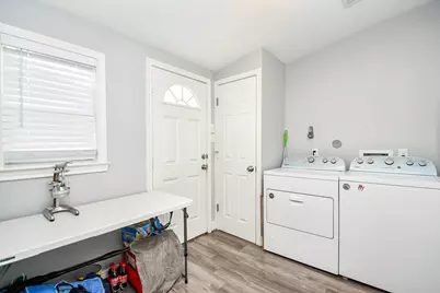 1607 Sylvester Road, Houston, TX 77009 - Photo 30