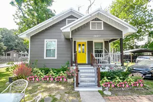 1607 Sylvester Rd, Houston, TX 77009 - Photo 1