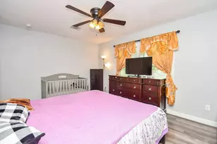 1607 Sylvester Rd, Houston, TX 77009 - Photo 20
