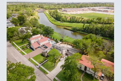 16406 Brook Forest Drive, Houston, TX 77059 - Photo 8