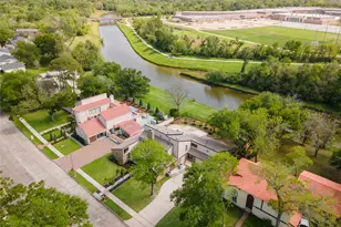 16406 Brook Forest Dr, Houston, TX 77059 - Photo 8