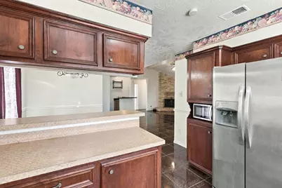 2202 W Greens Road, Houston, TX 77067 - Photo 8