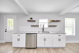 503 Schilling St, Baytown, TX 77520 - Photo 26