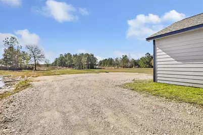 111 County Road 5122, Cleveland, TX 77327 - Photo 4