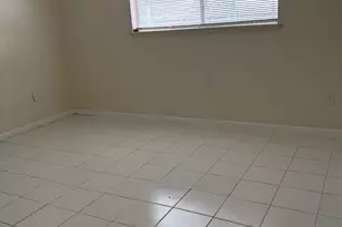 2210 Buchanan Dr, Baytown, TX 77520 - Photo 8