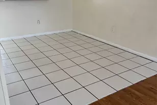 2210 Buchanan Dr, Baytown, TX 77520 - Photo 4