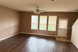 2307 Cloudy Bay Dr, Fresno, TX 77545 - Photo 12