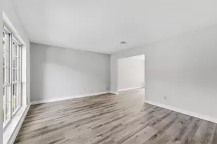 5502 Maple Square Dr, Kingwood, TX 77339 - Photo 10