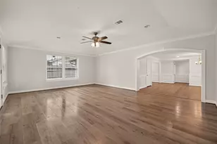 1215 Mosher Ln, Houston, TX 77088 - Photo 16