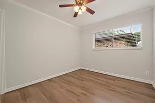 1215 Mosher Ln, Houston, TX 77088 - Photo 20