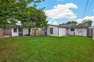 1215 Mosher Ln, Houston, TX 77088 - Photo 30