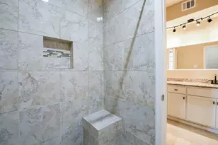 2121 El Paseo St, Houston, TX 77054 - Photo 2