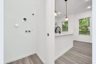 5103 Mallow Street #B, Houston, TX 77033 - Photo 16
