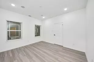 5103 Mallow St, Houston, TX 77033 - Photo 24