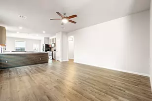 2906 Lawrence Pk Ct, Conroe, TX 77304 - Photo 4
