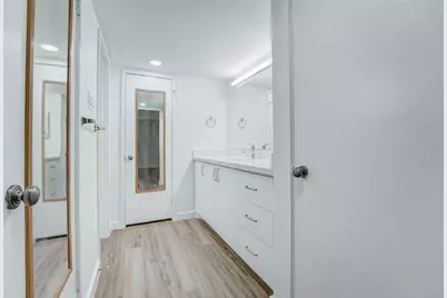 7555 Katy Freeway #55, Houston, TX 77024 - Photo 24