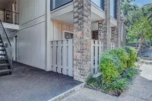 7555 Katy Fwy, Houston, TX 77024 - Photo 4