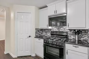 3702 Travis Dr, Beaumont, TX 77703 - Photo 14