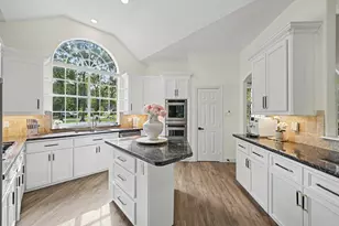 22511 Trailwood Ln, Tomball, TX 77375 - Photo 10