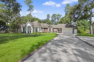 22511 Trailwood Ln, Tomball, TX 77375 - Photo 2