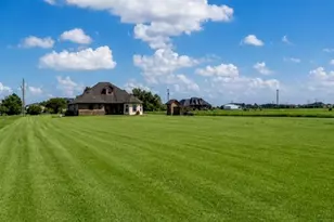 722 Bunkhouse Trail, Angleton, TX 77515 - Photo 30