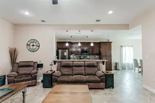 722 Bunkhouse Trail, Angleton, TX 77515 - Photo 2