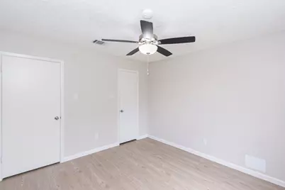 16911 Bougainvilla Lane, Friendswood, TX 77546 - Photo 18
