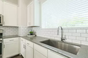 4817 Martin Oaks Ln, Houston, TX 77018 - Photo 14