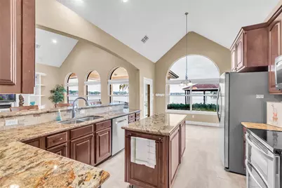 14030 Shoreline Drive, Willis, TX 77318 - Photo 20