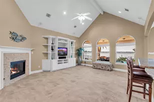 14030 Shoreline Dr, Willis, TX 77318 - Photo 10