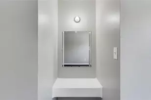 122 E Crosstimbers St, Houston, TX 77022 - Photo 10